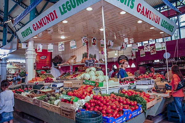 market near camping lunel